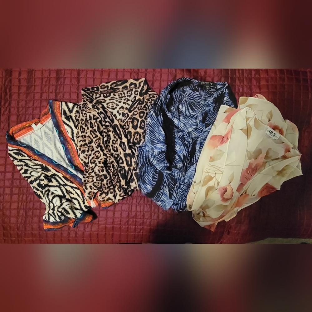 Bundle of Four Stylish Women's Kimonos